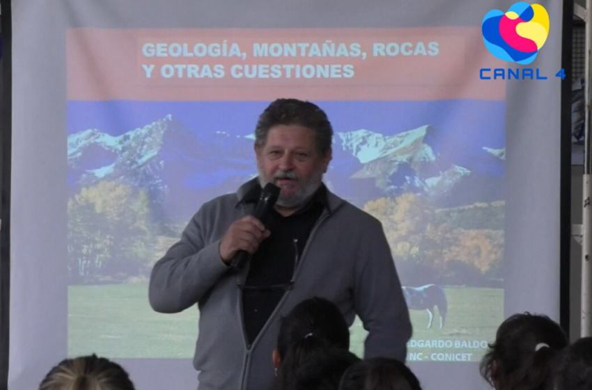  El Geólogo y Científico Edgardo Baldo estuvo dando diferentes disertaciones en nuestra localidad